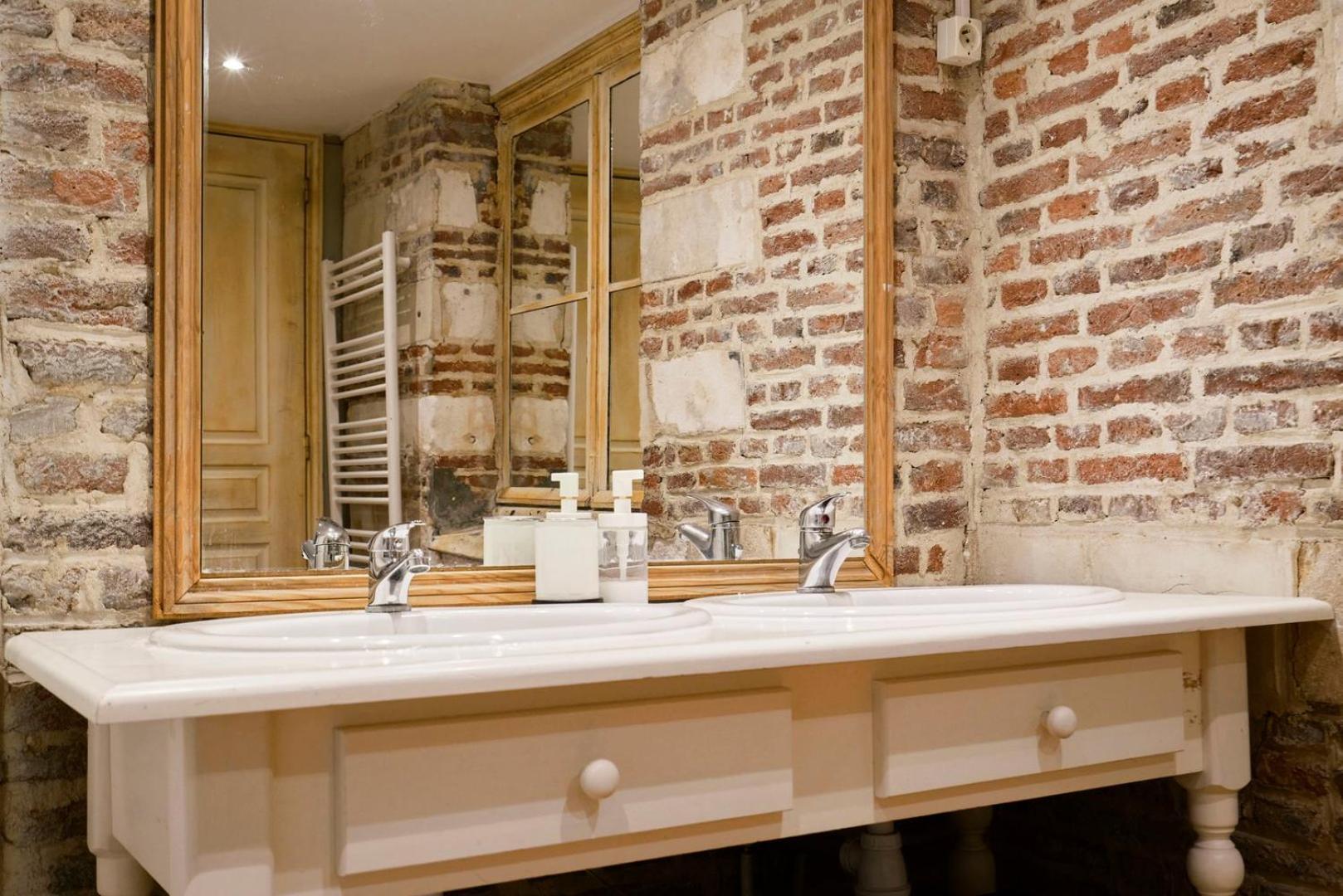 Old Lille Charming Duplex Apartment מראה חיצוני תמונה